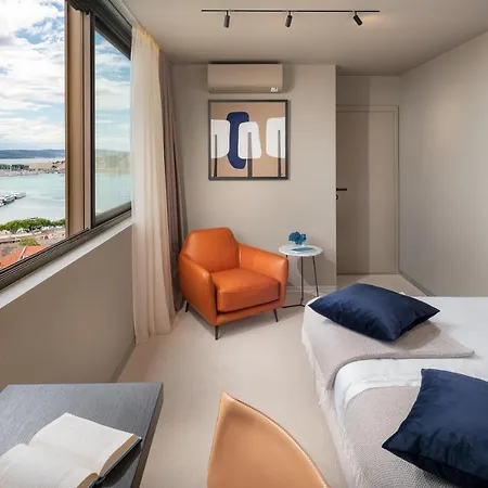 Royal Suites-sky 4* Спліт