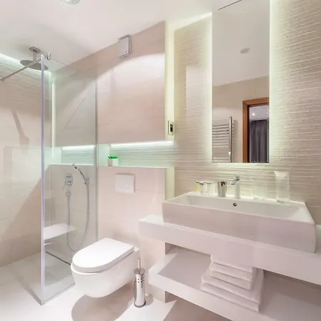 Casa de hóspedes Royal Suites-sky Split