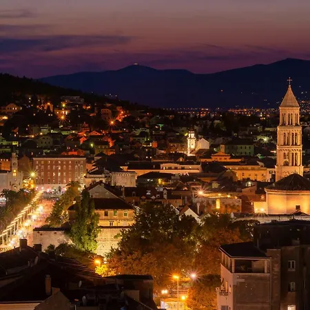 Royal Suites-sky Casa de hóspedes Split