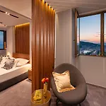Royal Suites-sky Pensión