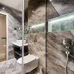 Royal Suites-sky Pensión Split