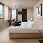 Royal Suites-sky 4* Split