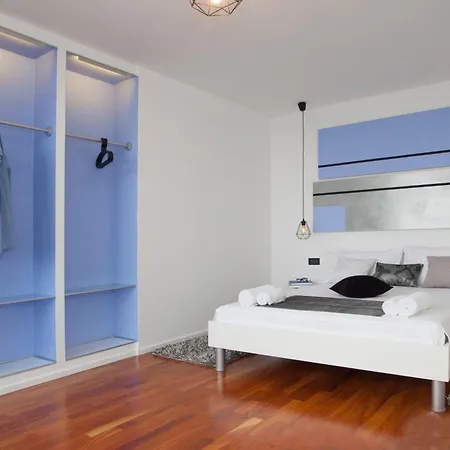 Royal Suites-sky Maison d'hôtes